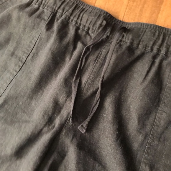 NWOT Blue Denver Hayes ankle pull on pants. Inseam 25”. - Picture 5 of 9